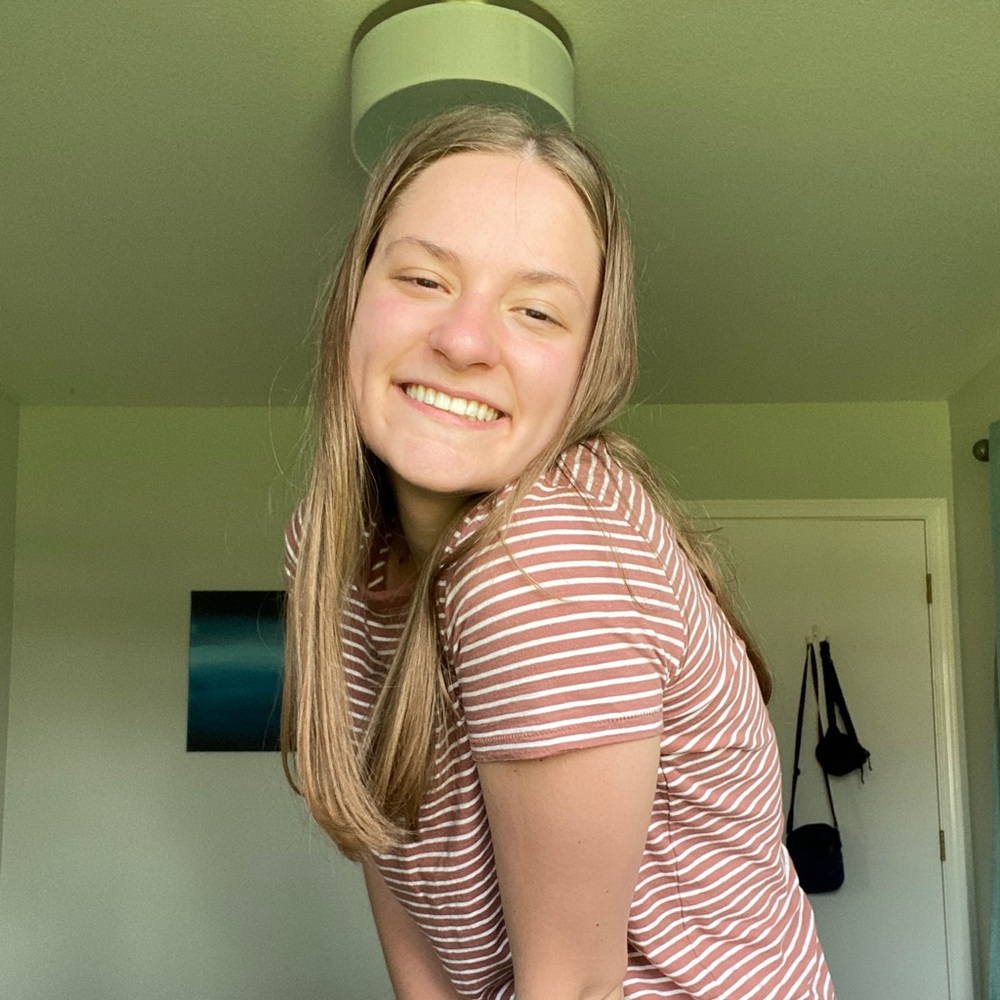 Meet your Posher, Makenzie